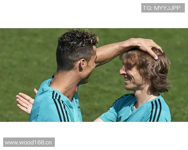 弗洛伦齐赞莫德里奇年过四十却依然年轻如二十五岁