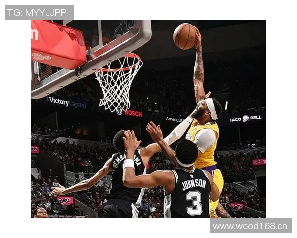 文班亚马两次对阵湖人六犯离场巧合引发热议